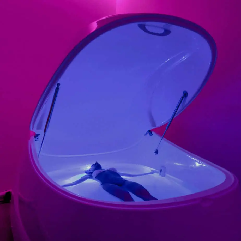 new floatation tank What Does A Float Tank Feel Like. Here’s My Experience (and the science)