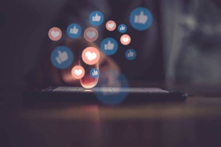 38 Tips To Help You Use Social Media More Consciously